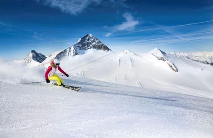 Gaestehaus Dorfbaeckerei Tux Bagian luar foto
